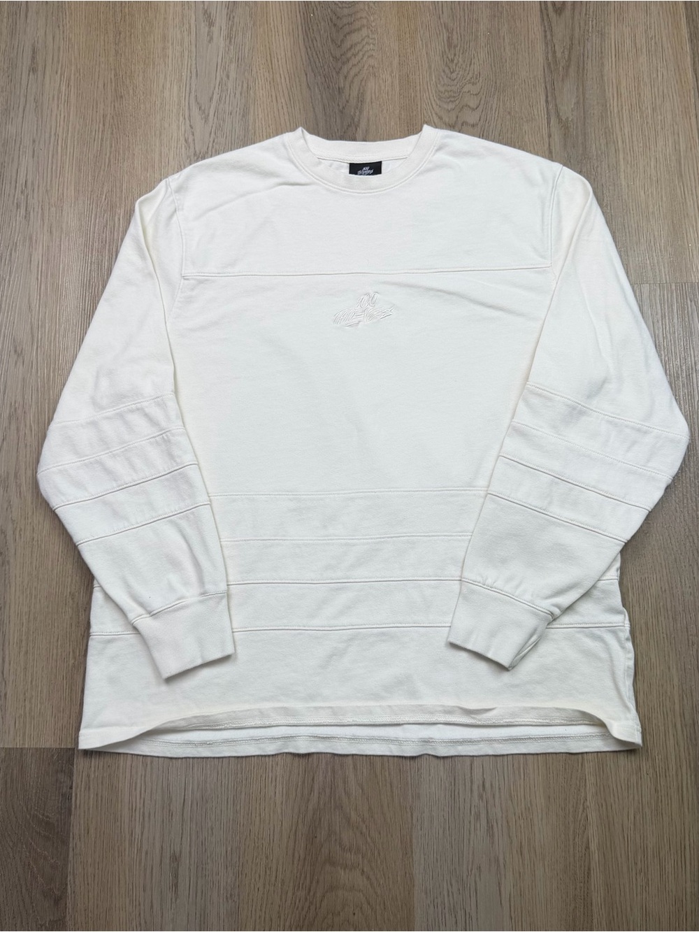 100 Thieves shirt men’s size L white hype streetwear long sleeve